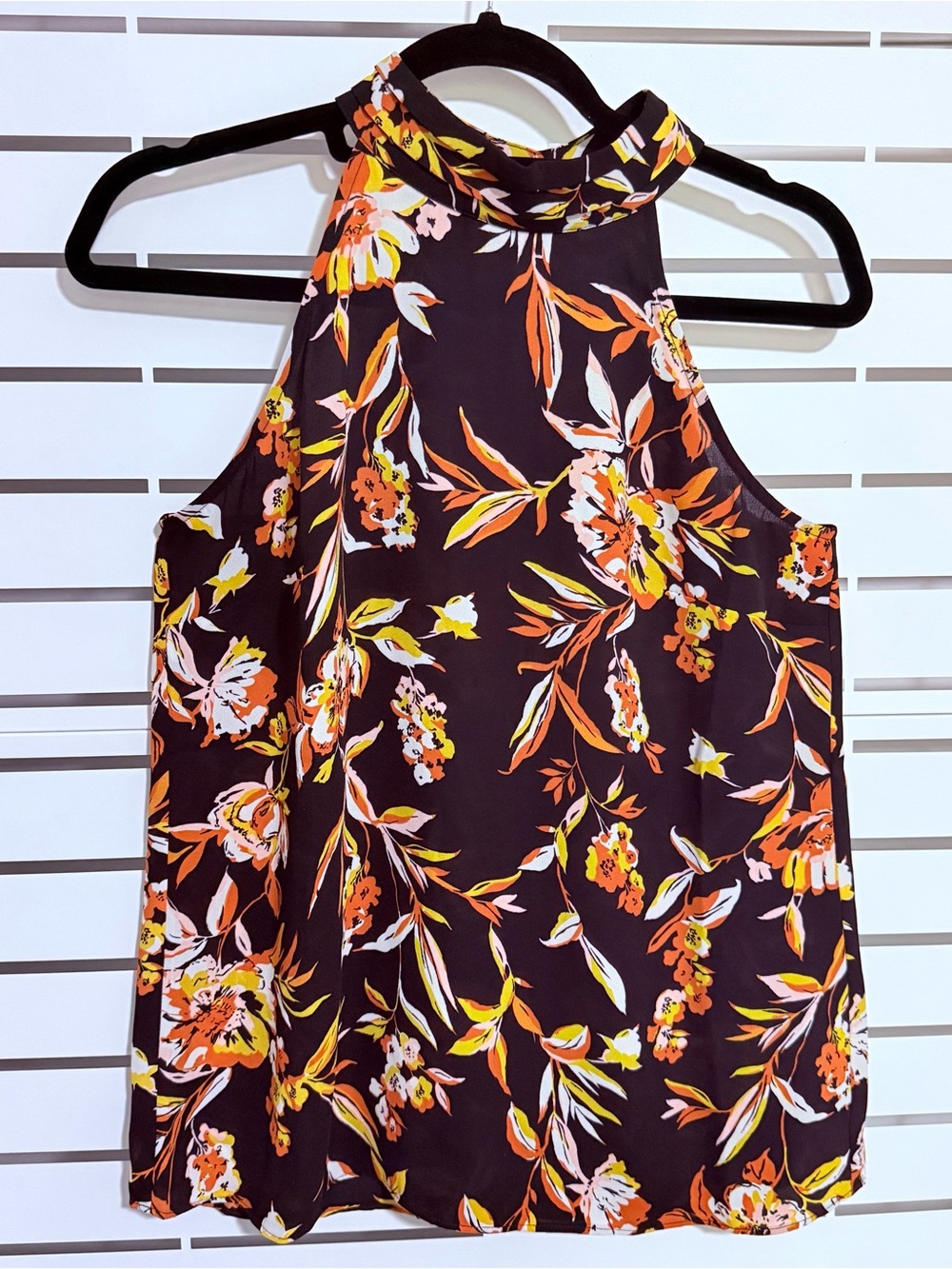 WHBM White House Black Market Floral Camisole in Black, Orange, Yellow, sz 4